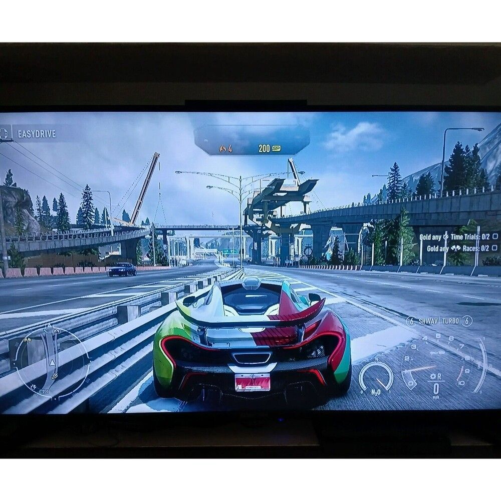 Need For Speed: Rivals Xbox 360 Racing Game - Picture 7 of 7